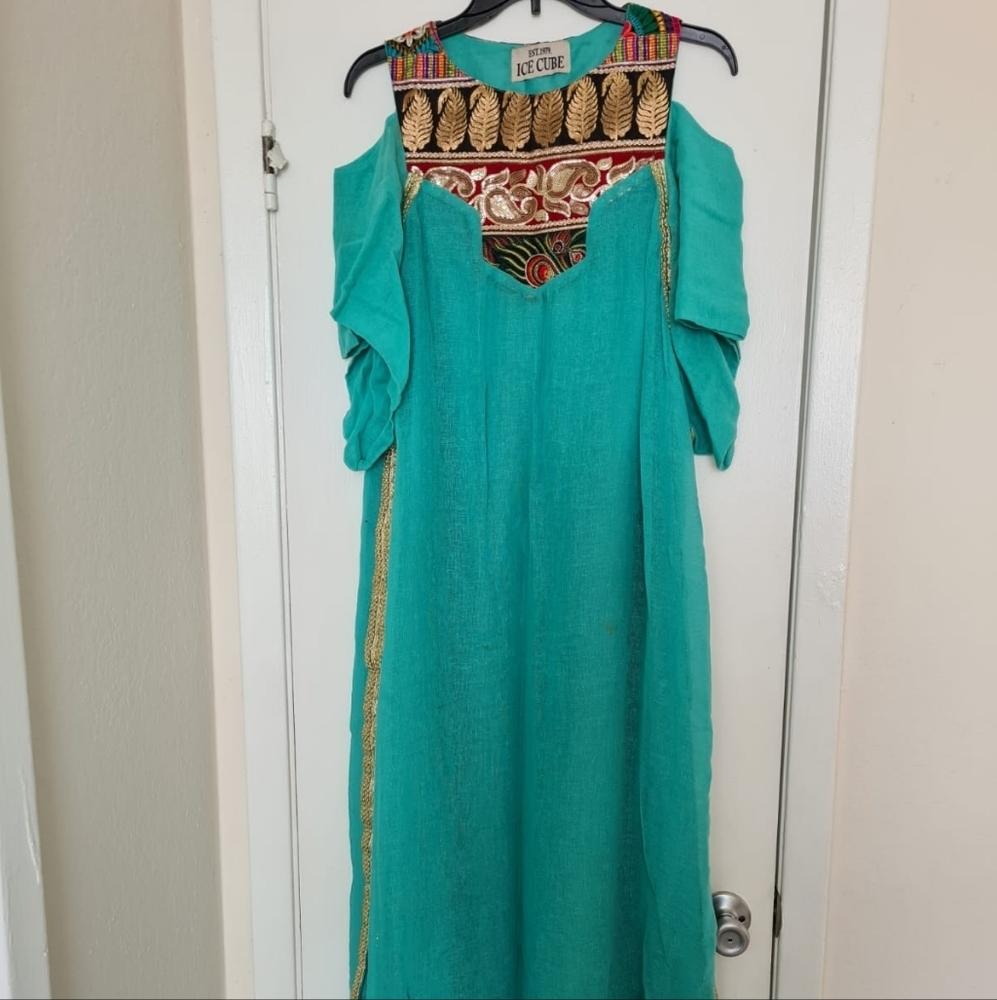Eastern Embroidered Long Abaya, OS